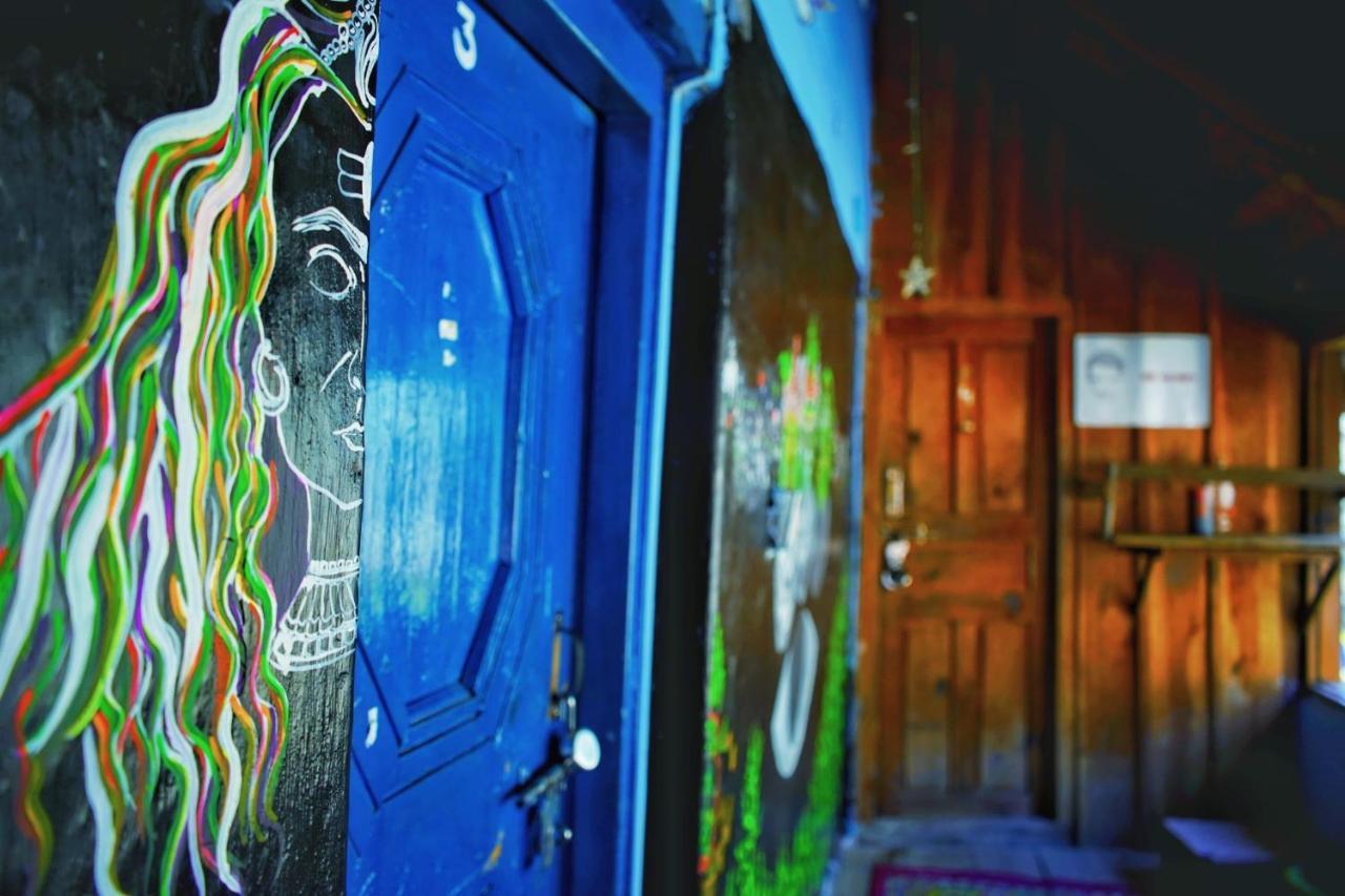 Memoir Homestay Kasol Esterno foto