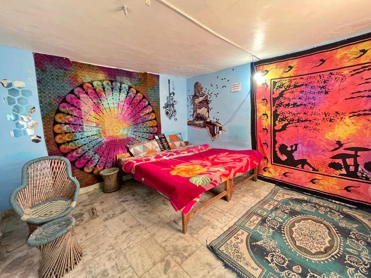 Memoir Homestay Kasol Esterno foto