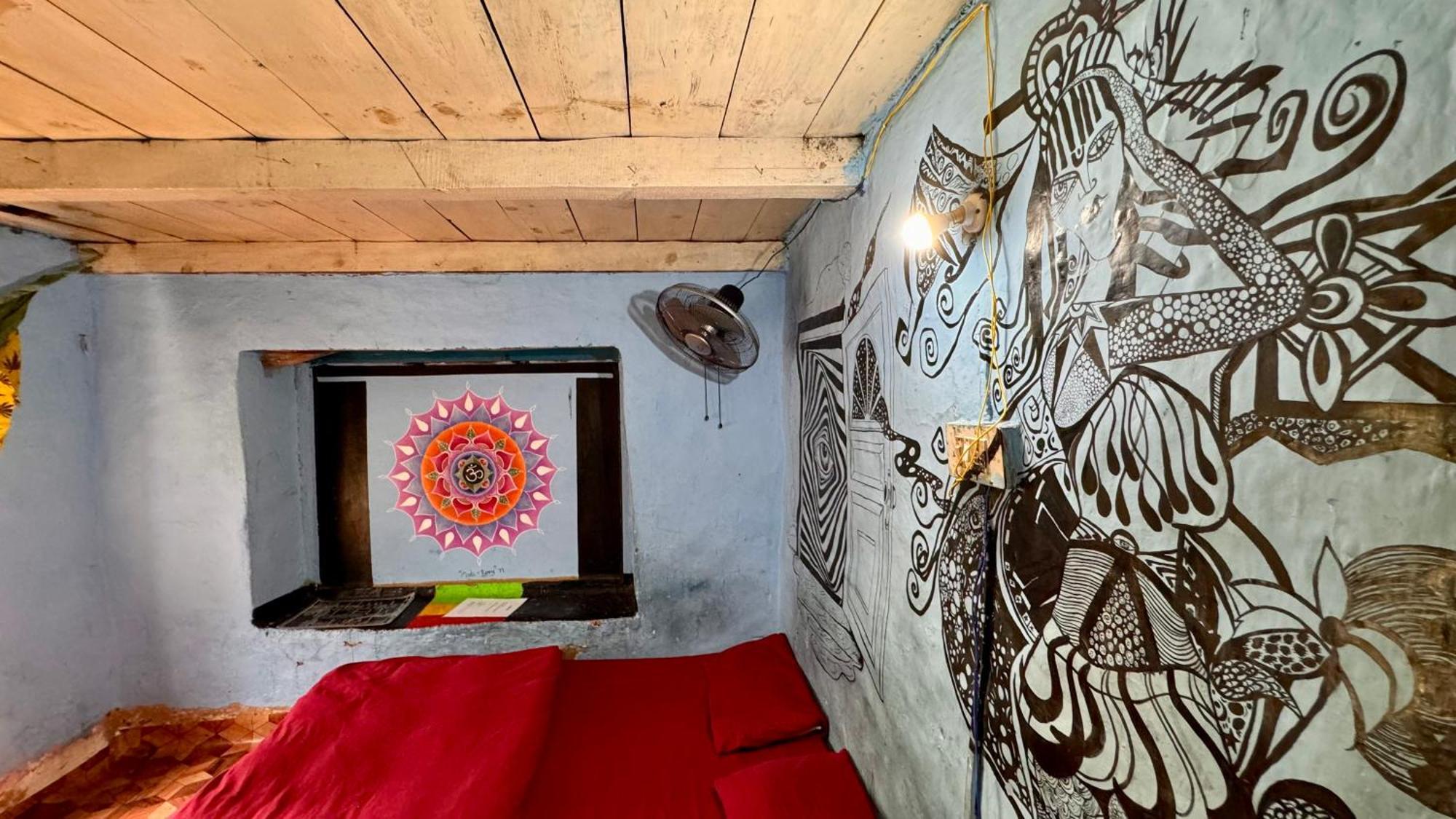 Memoir Homestay Kasol Esterno foto